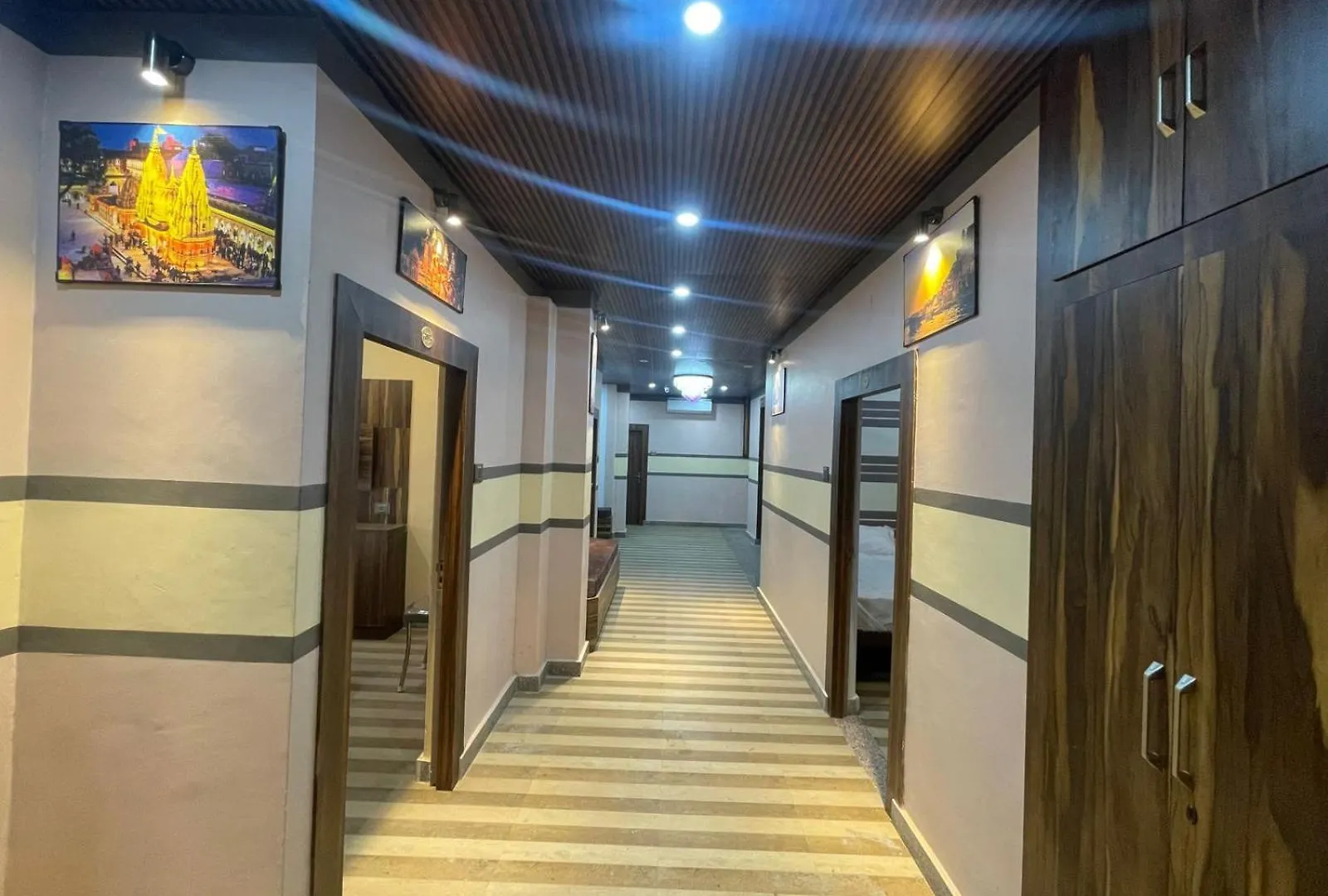 Himalaya Inn Guest House Varanasi India